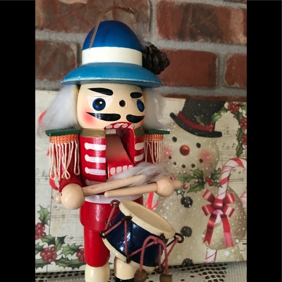 ❤️ Rare Vintage  10” Old Fashioned Wooden Nut Cracker ‼️FINAL SALE - Picture 6 of 10